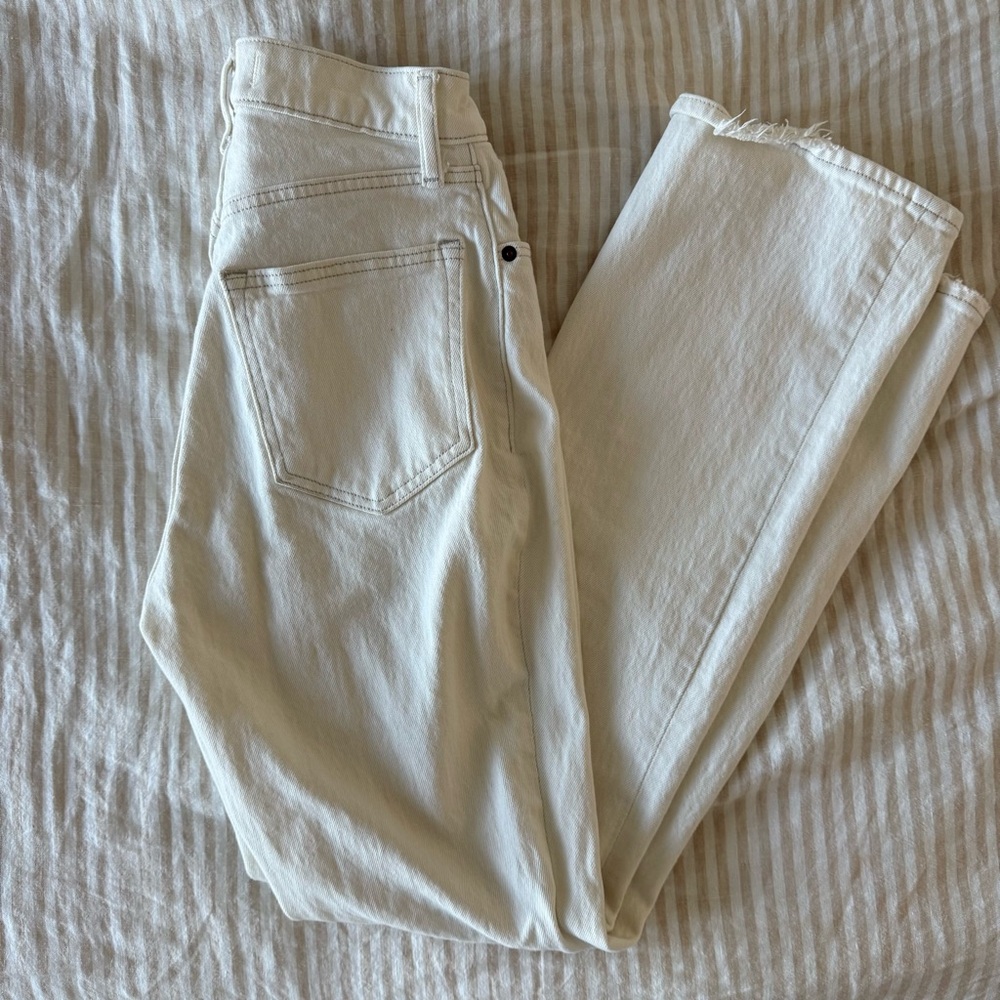 Abercrombie & Fitch the 70s Vintage Flare Ultra High Rise